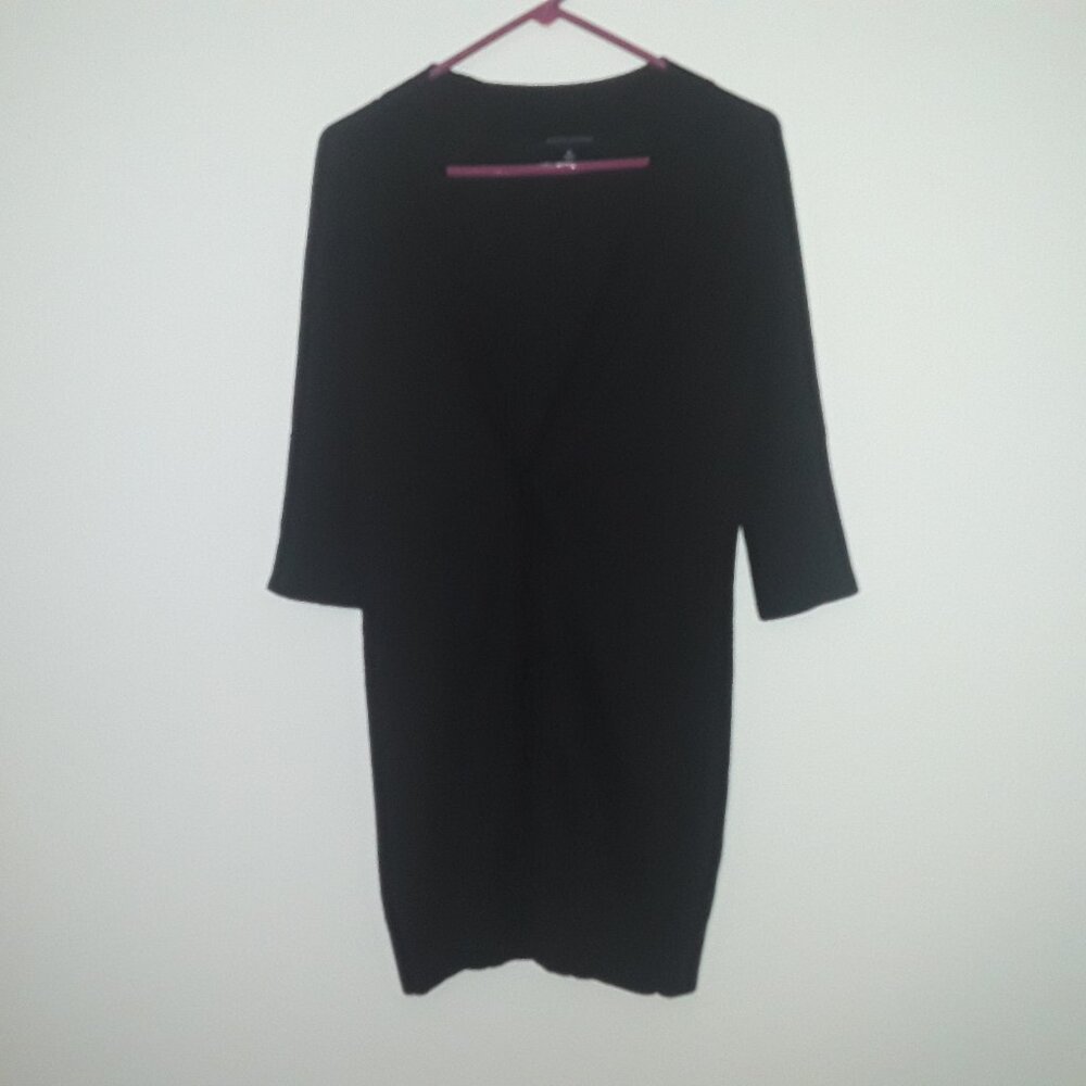Ladies Banana Republic, Med long length button black cardigan w/ quarter sleeves